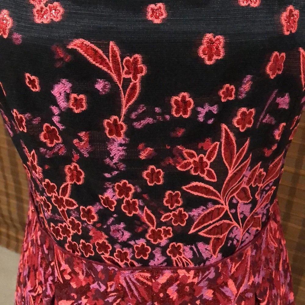 Carlisle midi piece of art black and red dress! Stunning for holidays! NWOT. - Picture 6 of 9